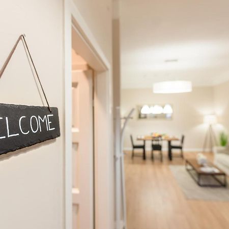 Appartamento Downtown Heart 3 Bdr, 2 Bath, A/C Budapest Esterno foto